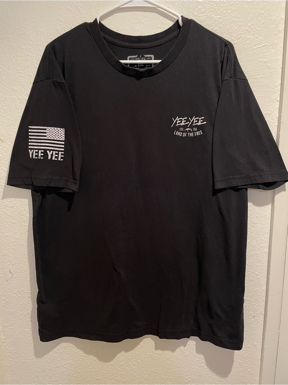 Yee Yee Apparel Land Of The Free Graphic Tee Black Men's Size 2XL Patriotic